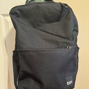 EUC Lululemon New Crew backpack